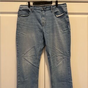 Old Navy Men's Relaxed Jeans - Light Blue